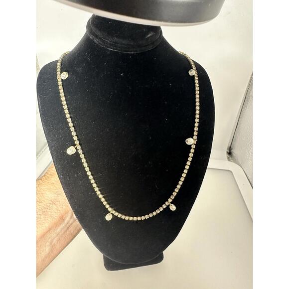 Vintage Signed Miriam Haskell 30” Necklace Pearls And Clear Crystals Gold Tone - Picture 7 of 8
